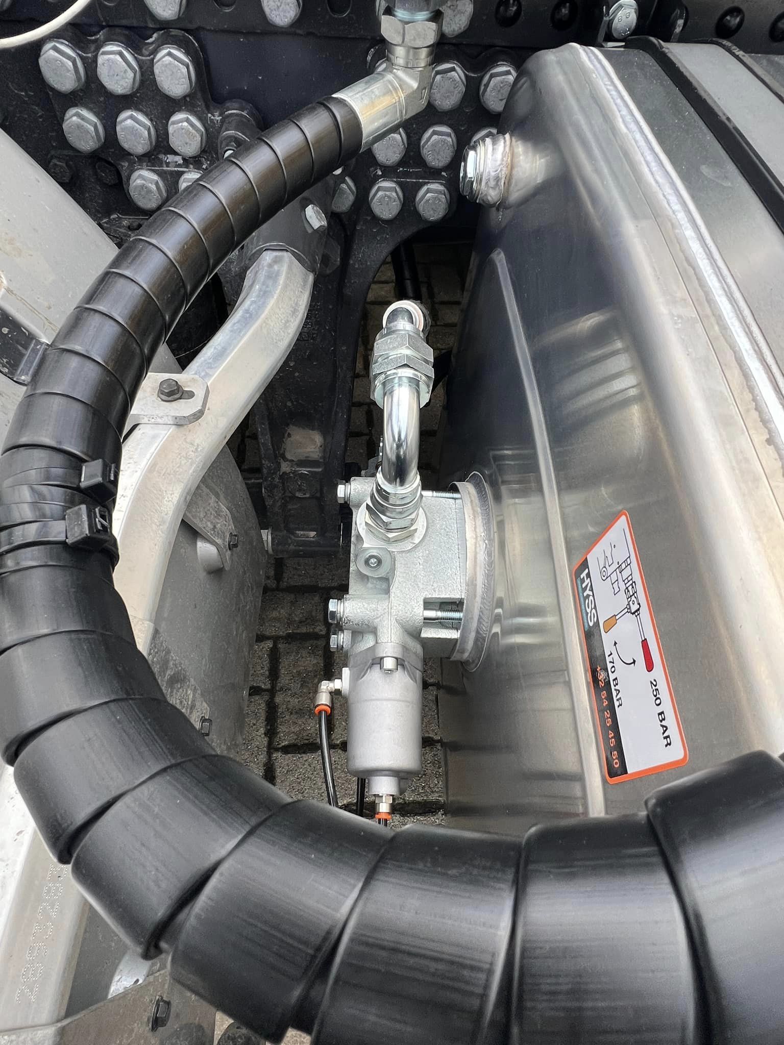 Kit hydraulique sur un Scania