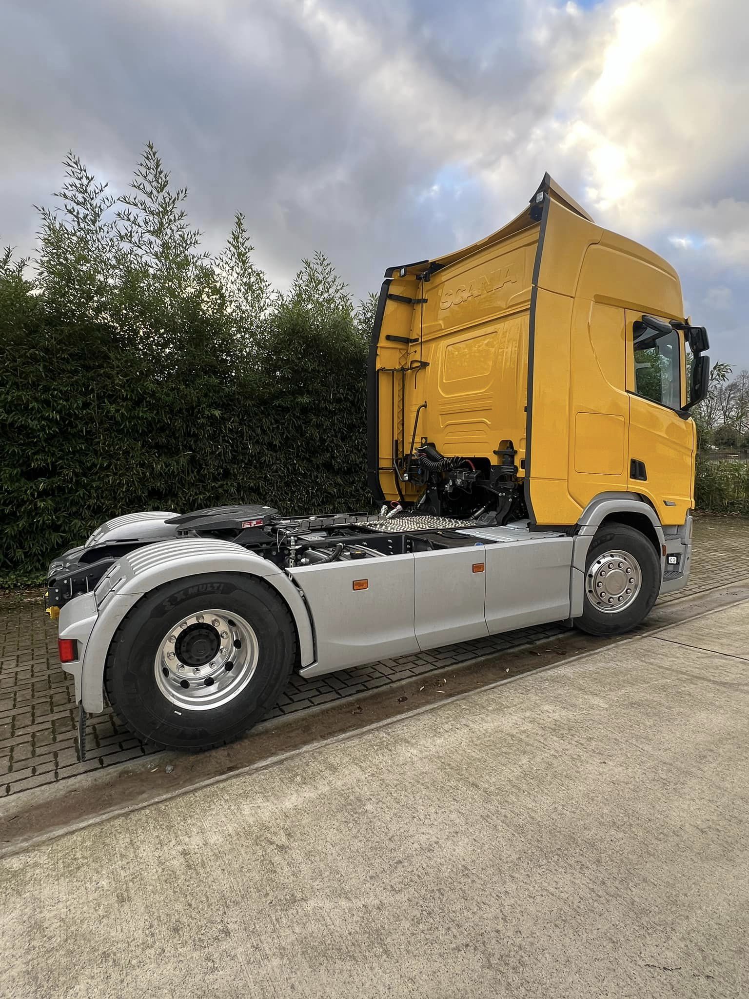 Kit hydraulique sur un Scania